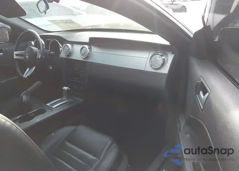 2007 Ford Mustang Gt Deluxe/Gt Premium from USA, damaged, VIN 1ZVFT82H075219537